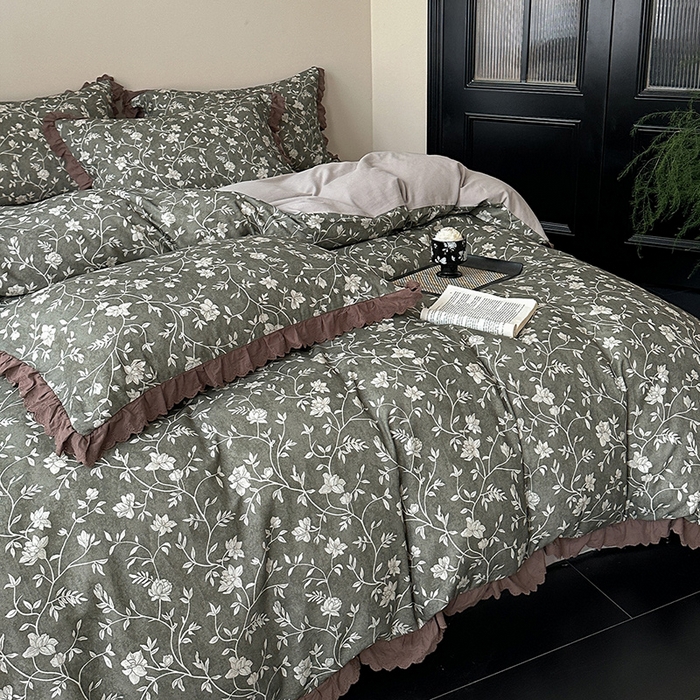 91家纺网 家纺一手货源 找家纺 三朵家纺 2025新款秋冬全棉纯棉加厚磨毛法式花边四件套 暗夜巴黎