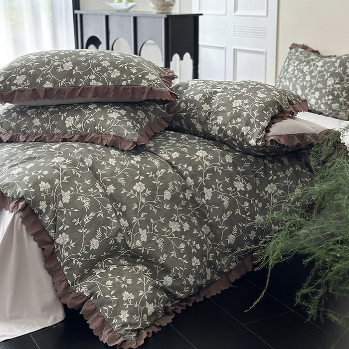 91家纺网 家纺一手货源 找家纺 三朵家纺 2025新款秋冬全棉纯棉加厚磨毛法式花边四件套 暗夜巴黎