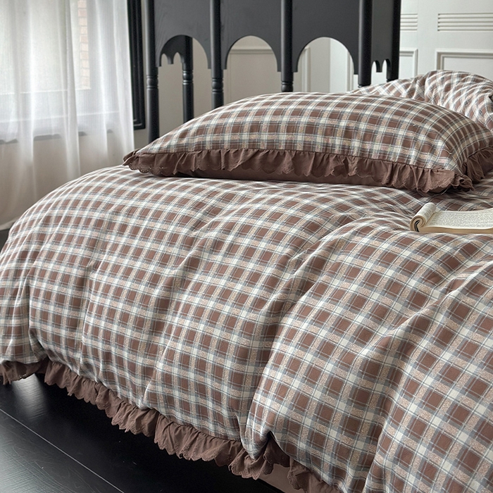 91家纺网 家纺一手货源 找家纺 三朵家纺 2025新款秋冬全棉纯棉加厚磨毛法式花边四件套 魅影