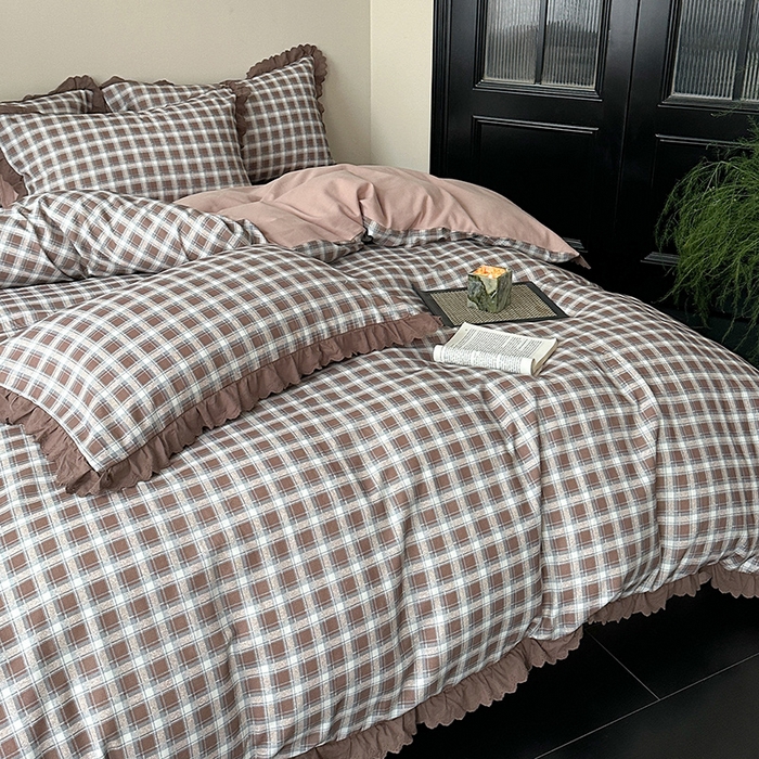 91家纺网 家纺一手货源 找家纺 三朵家纺 2025新款秋冬全棉纯棉加厚磨毛法式花边四件套 魅影