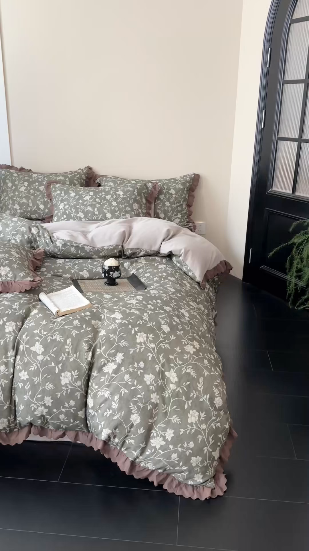 91家纺网 家纺一手货源 找家纺 （总）三朵家纺 2025新款秋冬全棉纯棉加厚磨毛法式花边四件套