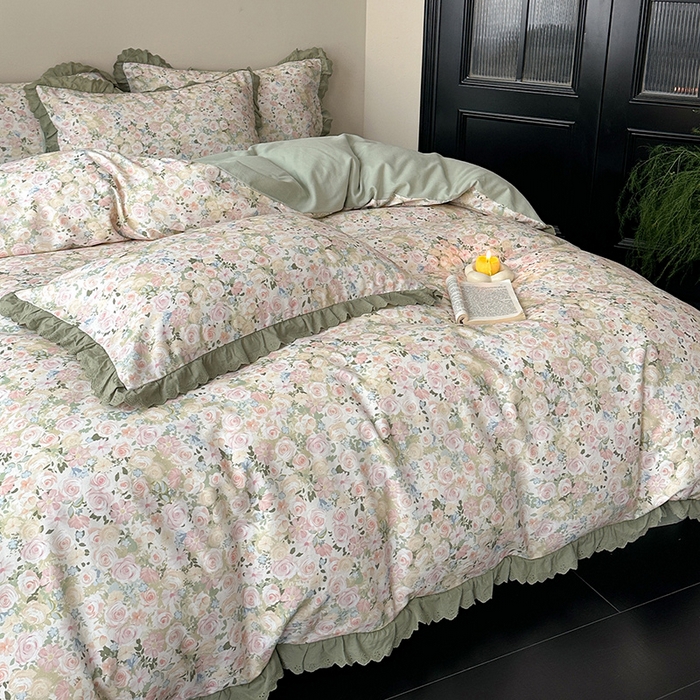 91家纺网 家纺一手货源 找家纺 三朵家纺 2025新款秋冬全棉纯棉加厚磨毛法式花边四件套 闲趣花开