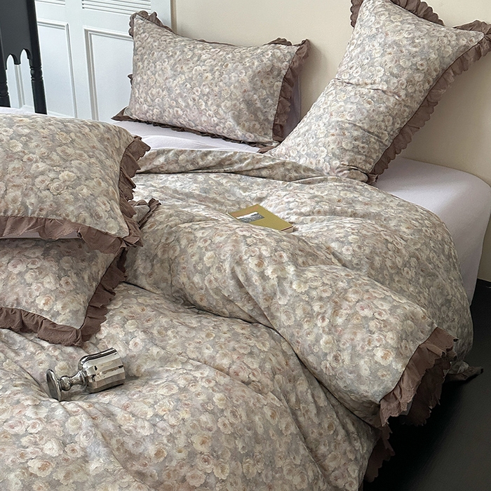 91家纺网 家纺一手货源 找家纺 三朵家纺 2025新款秋冬全棉纯棉加厚磨毛法式花边四件套 晚风告白