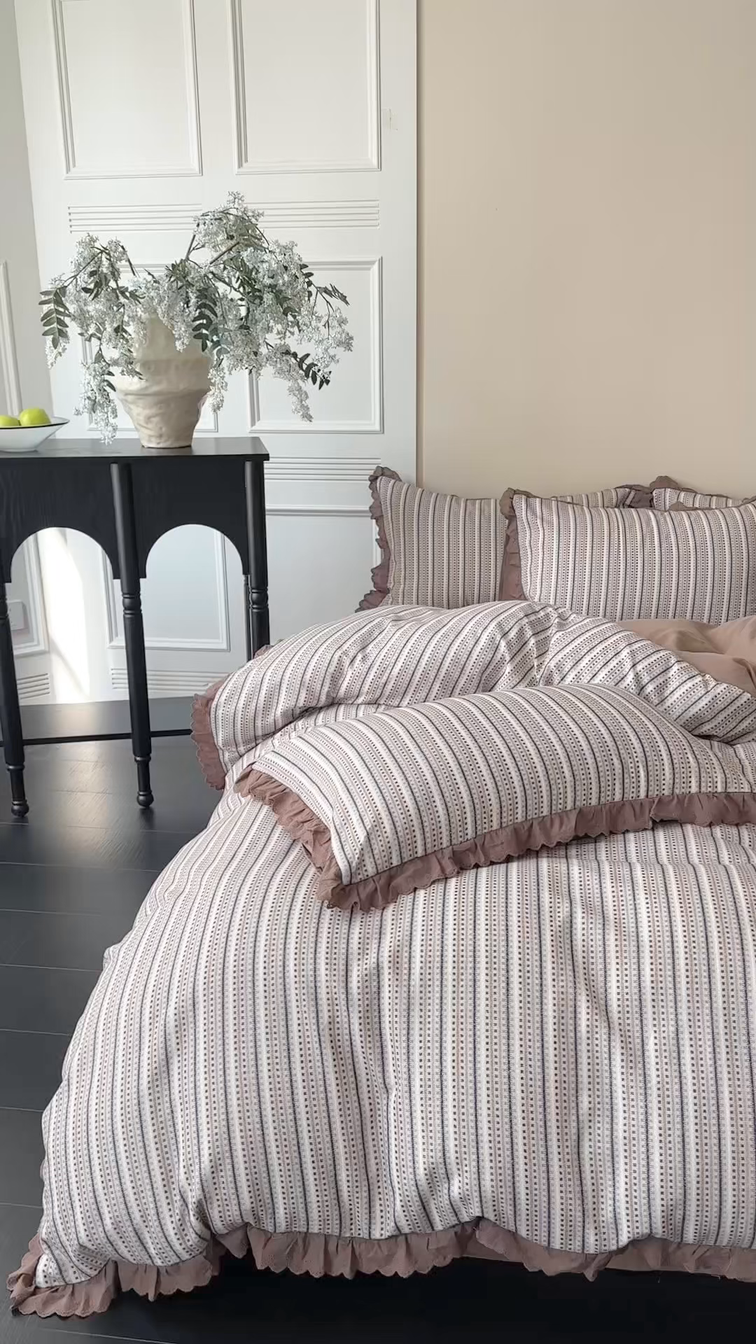 91家纺网 家纺一手货源 找家纺 三朵家纺 2025新款秋冬全棉纯棉加厚磨毛法式花边四件套 梵可