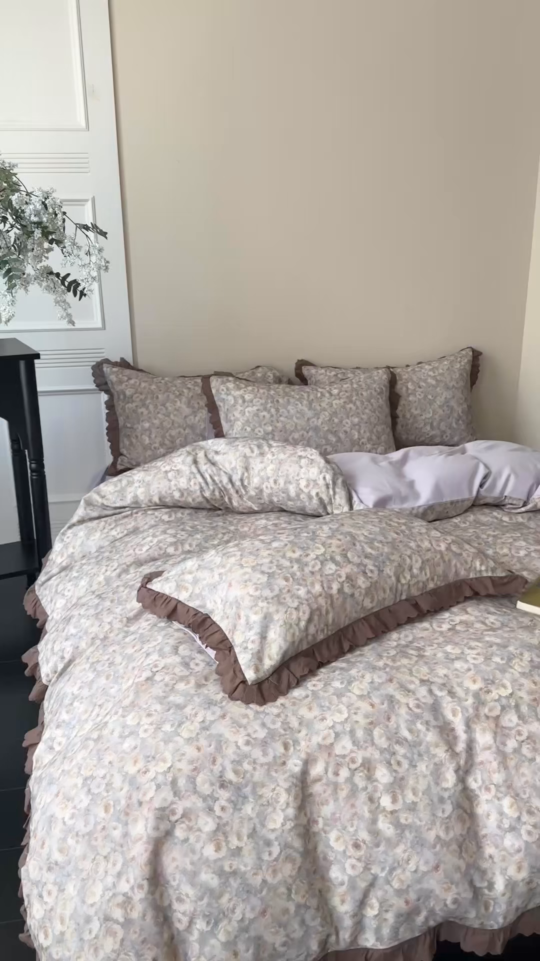 91家纺网 家纺一手货源 找家纺 三朵家纺 2025新款秋冬全棉纯棉加厚磨毛法式花边四件套 晚风告白