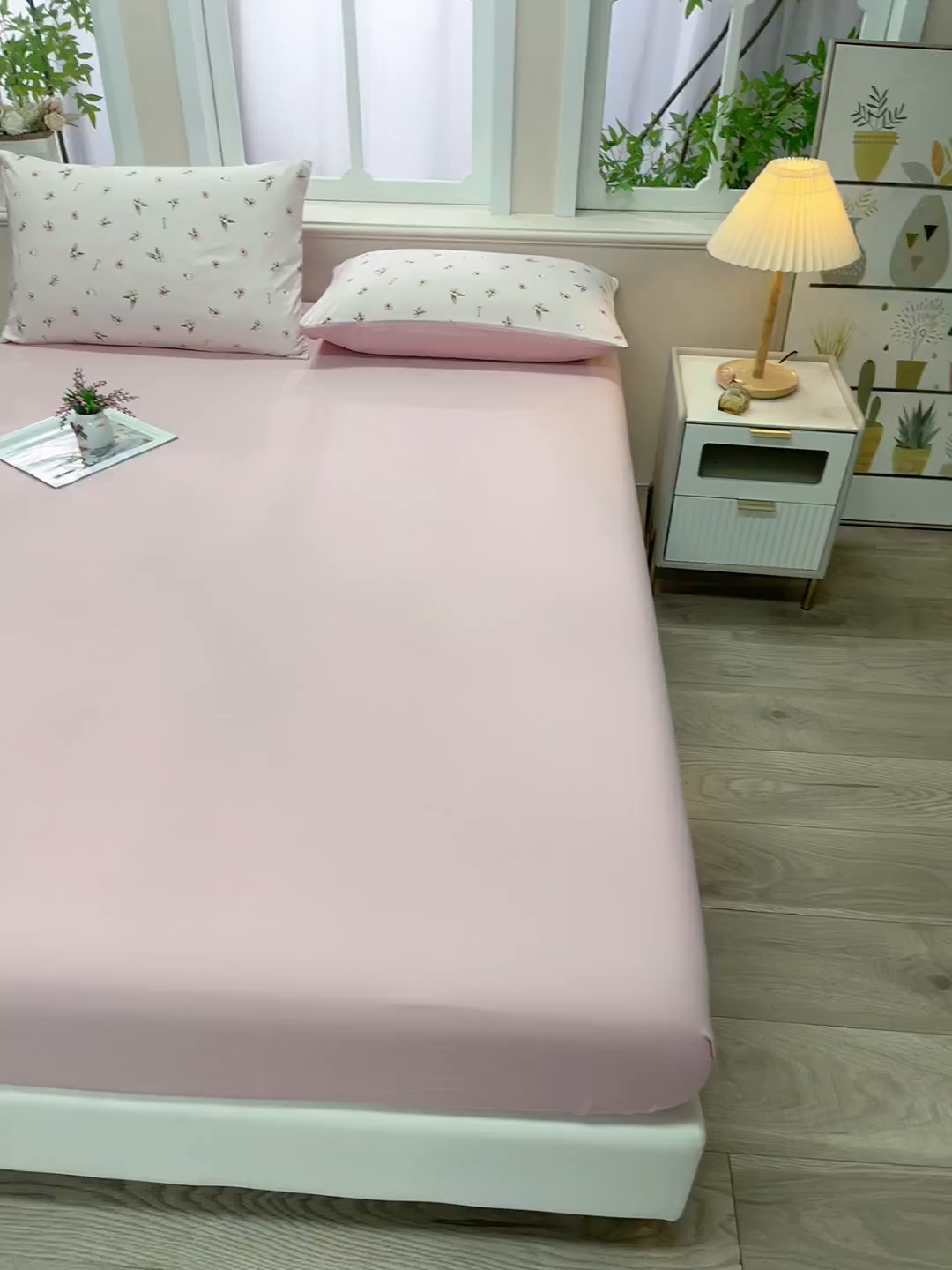 91家纺网 家纺一手货源 找家纺 梦莱家纺 2025新款水洗棉印花单品床笠 浅粉花语