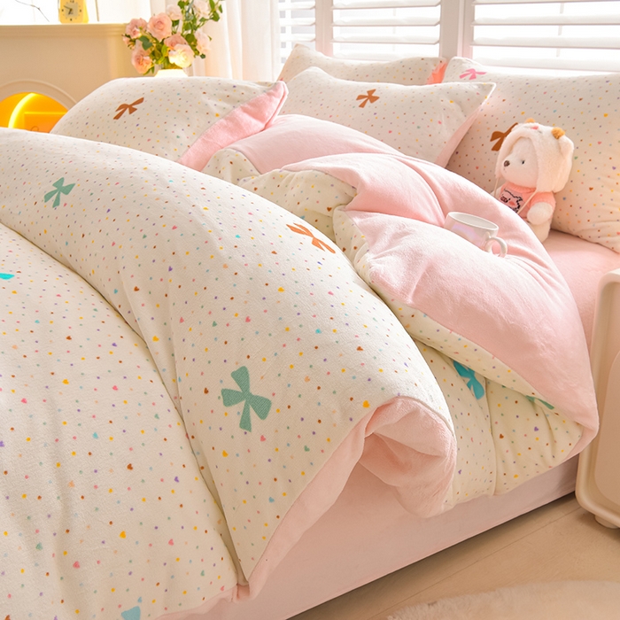 91家纺网 家纺一手货源 找家纺 （总）鑫喜莱家纺 2025新款加厚牛奶绒卡通印花四件套