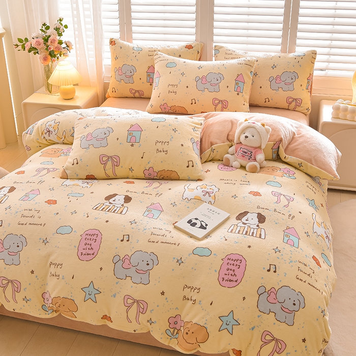 91家纺网 家纺一手货源 找家纺 鑫喜莱家纺 2025新款加厚牛奶绒卡通印花四件套 宠物日记