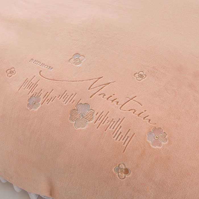 91家纺网 家纺一手货源 找家纺 鑫喜莱家纺 2025新款刺绣双层花边牛奶绒四件套（注意控价 标准尺寸156元，实际售价不得低于控价的价格) 清雅-暖玉