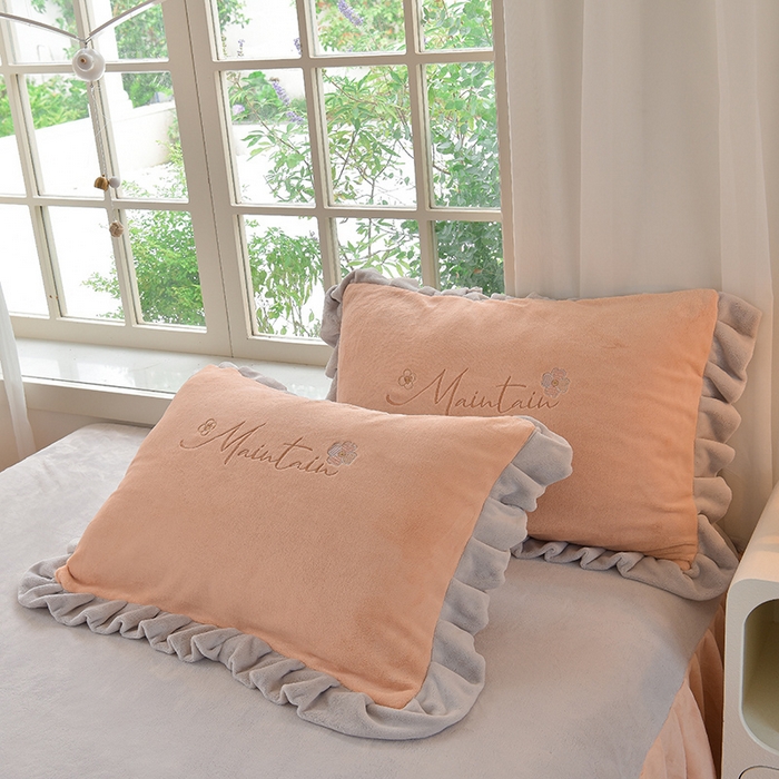 91家纺网 家纺一手货源 找家纺 鑫喜莱家纺 2025新款刺绣双层花边牛奶绒四件套（注意控价 标准尺寸156元，实际售价不得低于控价的价格) 清雅-暖玉