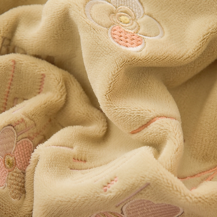 91家纺网 家纺一手货源 找家纺 鑫喜莱家纺 2025新款刺绣双层花边牛奶绒四件套（注意控价 标准尺寸156元，实际售价不得低于控价的价格) 清雅-浅米灰