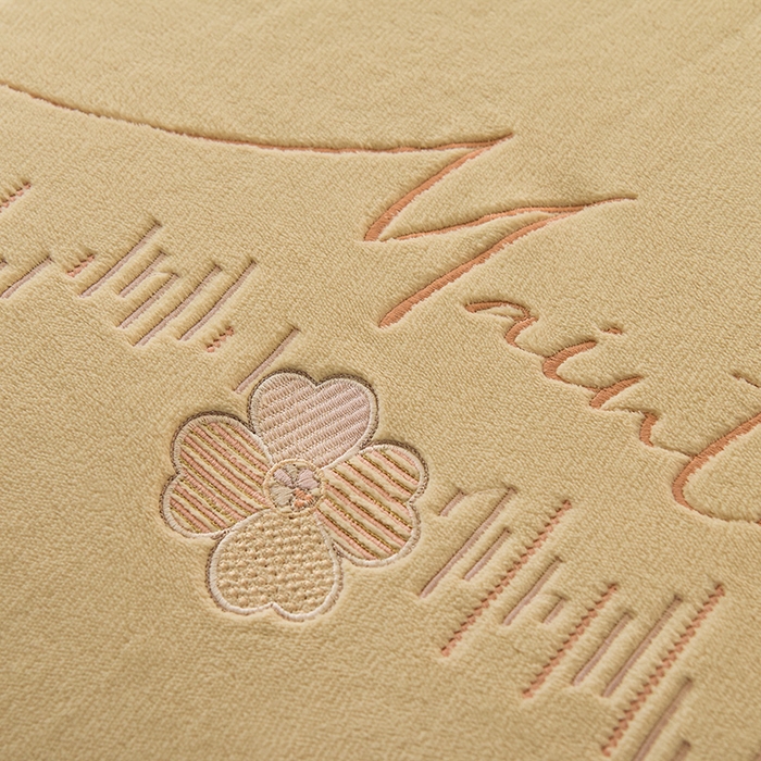 91家纺网 家纺一手货源 找家纺 鑫喜莱家纺 2025新款刺绣双层花边牛奶绒四件套（注意控价 标准尺寸156元，实际售价不得低于控价的价格) 清雅-浅米灰