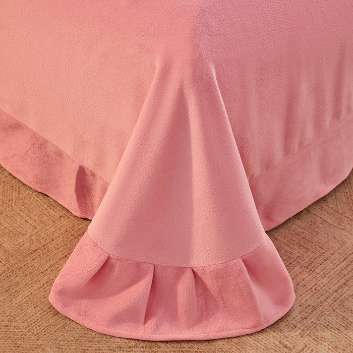 91家纺网 家纺一手货源 找家纺 卡初家居（原微来） 2025新款A类亲肤舒适秋冬波纹系列全消光雕花牛奶绒四件套（提供买家秀） 波纹-桃粉