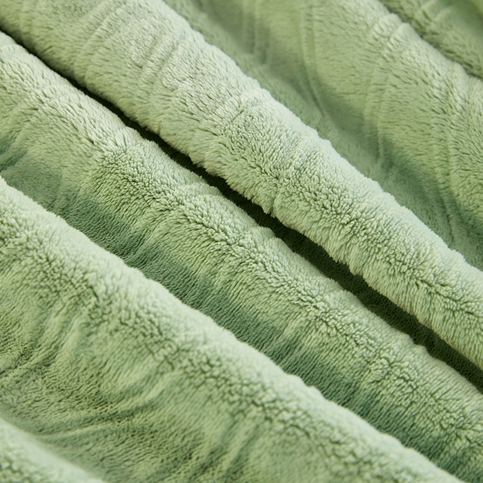 91家纺网 家纺一手货源 找家纺 卡初家居（原微来） 2025新款A类亲肤舒适秋冬波纹系列全消光雕花牛奶绒四件套（提供买家秀） 波纹-水绿