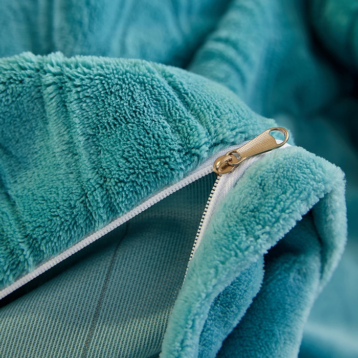 91家纺网 家纺一手货源 找家纺 卡初家居（原微来） 2025新款A类亲肤舒适秋冬波纹系列全消光雕花牛奶绒四件套（提供买家秀） 波纹-海蓝