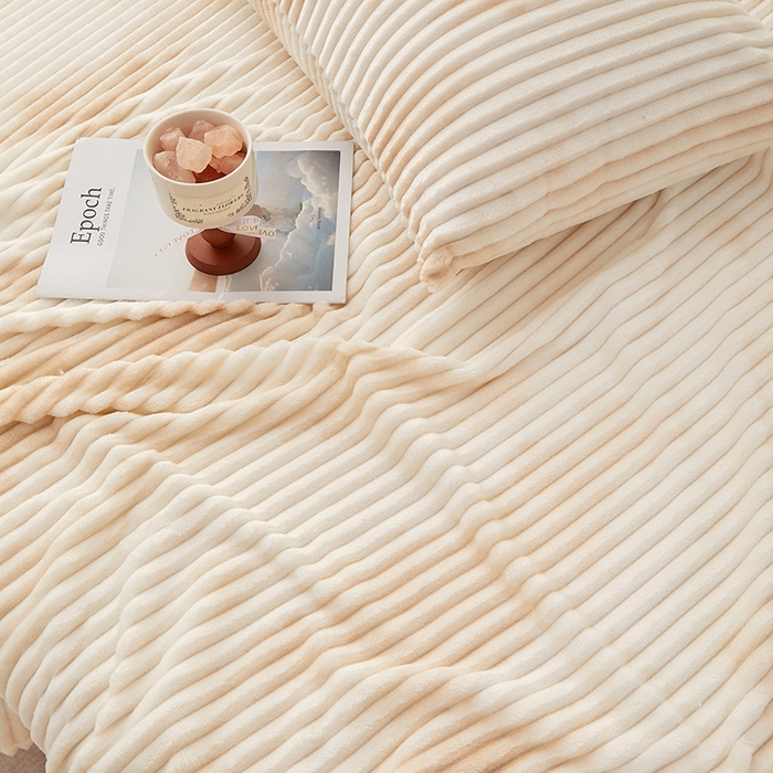 91家纺网 家纺一手货源 找家纺 楼兰公主 2025新款跨境外贸扎染兔毛抽条保暖加厚盖毯毛毯毯子-印花系列 云朵