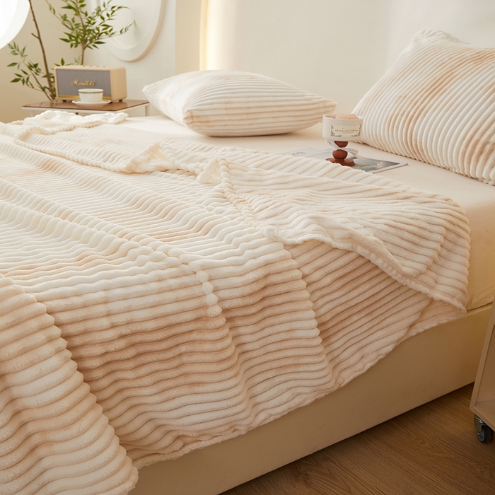 91家纺网 家纺一手货源 找家纺 楼兰公主 2025新款跨境外贸扎染兔毛抽条保暖加厚盖毯毛毯毯子-印花系列 云朵