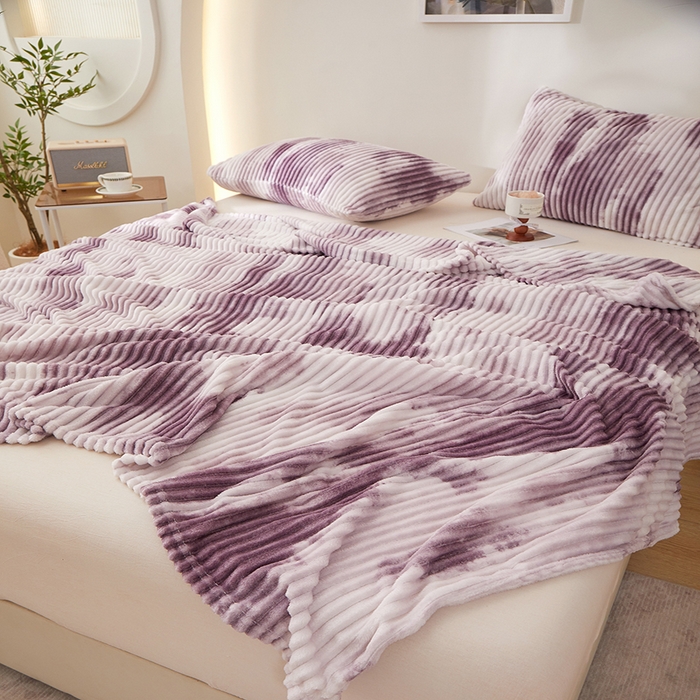 91家纺网 家纺一手货源 找家纺 楼兰公主 2025新款跨境外贸扎染兔毛抽条保暖加厚盖毯毛毯毯子-印花系列 雾紫