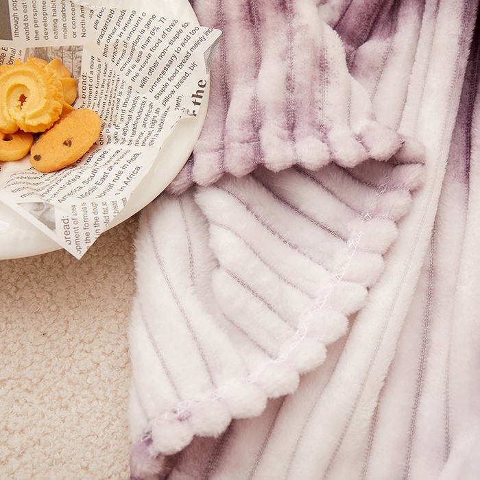 91家纺网 家纺一手货源 找家纺 楼兰公主 2025新款跨境外贸扎染兔毛抽条保暖加厚盖毯毛毯毯子-印花系列 雾紫