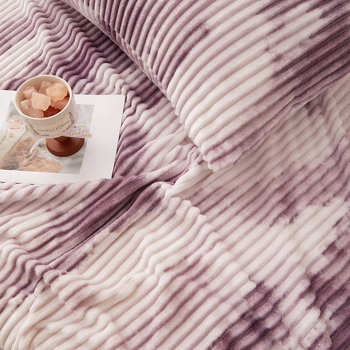 91家纺网 家纺一手货源 找家纺 楼兰公主 2025新款跨境外贸扎染兔毛抽条保暖加厚盖毯毛毯毯子-印花系列 雾紫