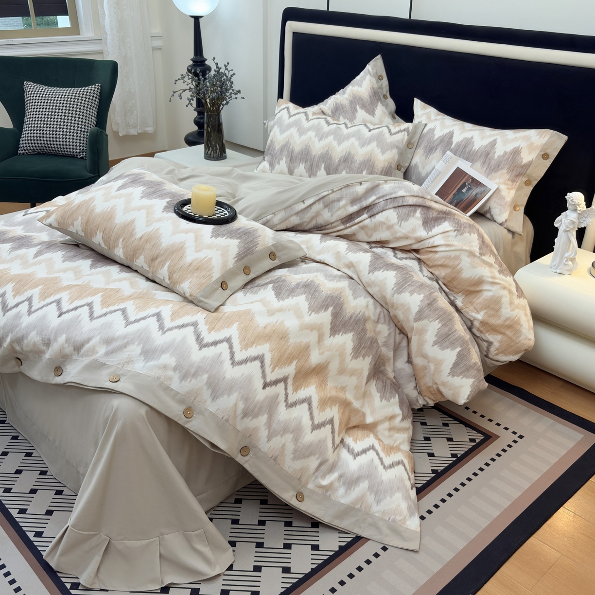 91家纺网 家纺一手货源 找家纺 未来家居 2025秋冬新款全棉加厚磨毛纽扣工艺四件套 雾岛叙事-卡其