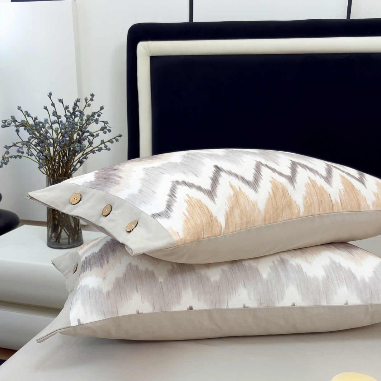 91家纺网 家纺一手货源 找家纺 未来家居 2025秋冬新款全棉加厚磨毛纽扣工艺四件套 雾岛叙事-卡其