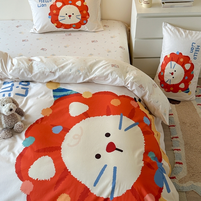 91家纺网 家纺一手货源 找家纺 寐居家纺 2025新款亲肤舒适全棉纯棉数码大阪印花四件套 狮子王国