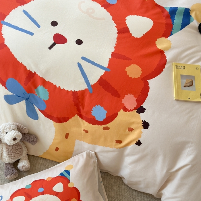 91家纺网 家纺一手货源 找家纺 寐居家纺 2025新款亲肤舒适全棉纯棉数码大阪印花四件套 狮子王国