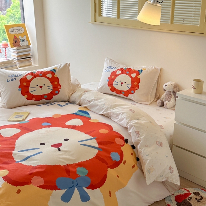 91家纺网 家纺一手货源 找家纺 寐居家纺 2025新款亲肤舒适全棉纯棉数码大阪印花四件套 狮子王国