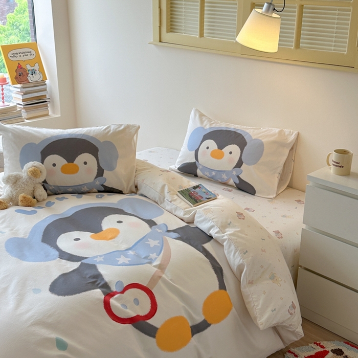 91家纺网 家纺一手货源 找家纺 寐居家纺 2025新款亲肤舒适全棉纯棉数码大阪印花四件套 QQ企鹅