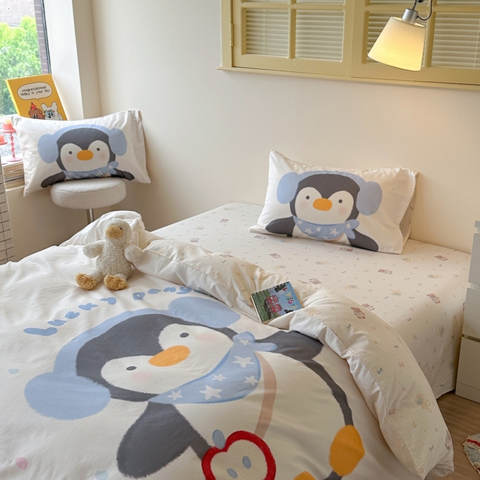 91家纺网 家纺一手货源 找家纺 寐居家纺 2025新款亲肤舒适全棉纯棉数码大阪印花四件套 QQ企鹅