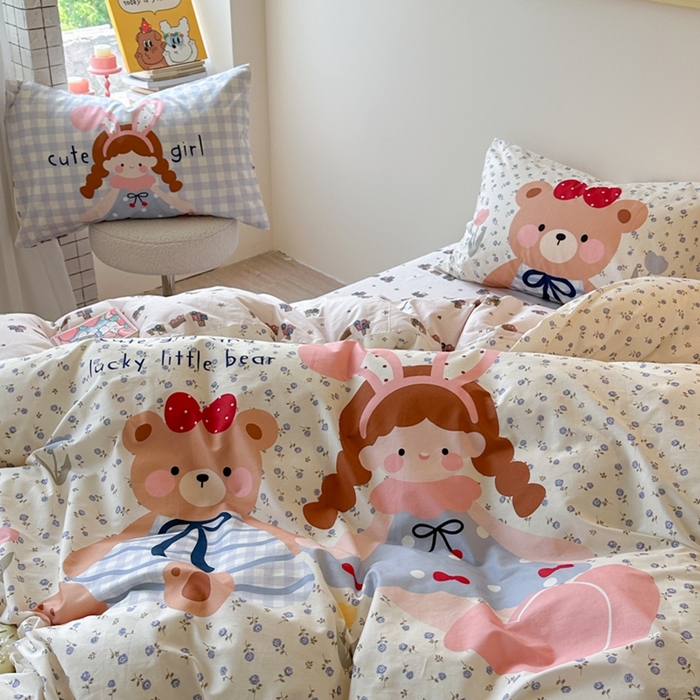 91家纺网 家纺一手货源 找家纺 寐居家纺 2025新款亲肤舒适全棉纯棉数码大阪印花四件套 小熊日记