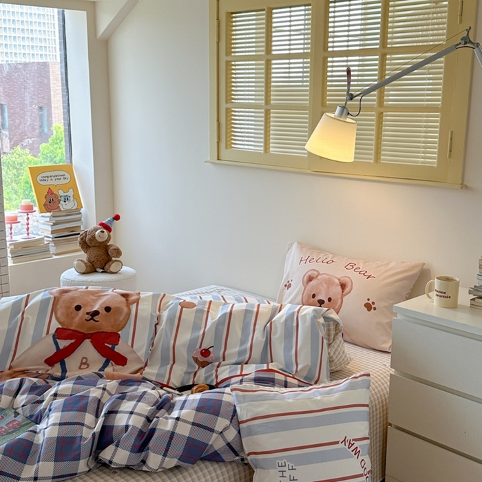 91家纺网 家纺一手货源 找家纺 寐居家纺 2025新款亲肤舒适全棉纯棉数码大阪印花四件套 邦尼熊