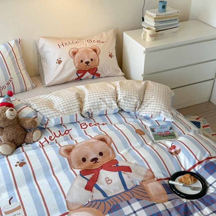 91家纺网 家纺一手货源 找家纺 寐居家纺 2025新款亲肤舒适全棉纯棉数码大阪印花四件套 邦尼熊