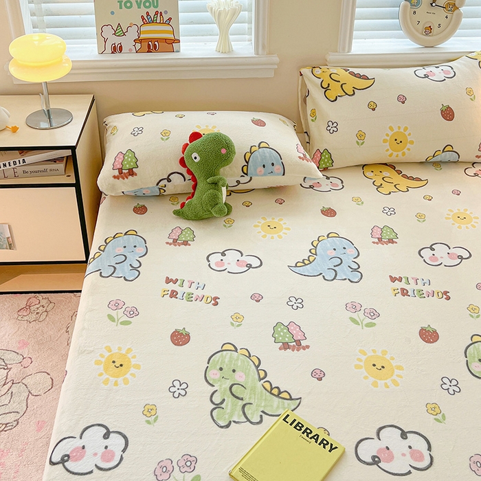 91家纺网 家纺一手货源 找家纺 富馨莱2025年新款牛奶绒印花床笠 淘气恐龙