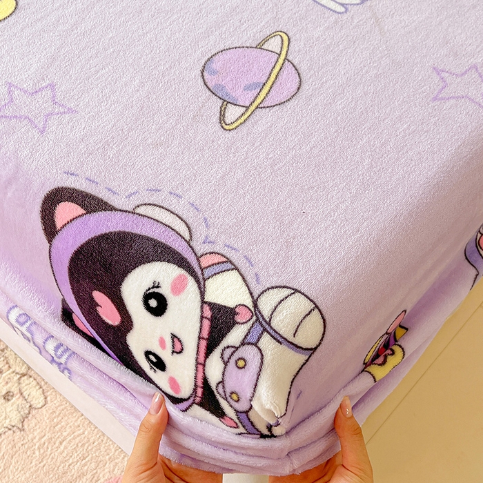 91家纺网 家纺一手货源 找家纺 富馨莱2025年新款牛奶绒印花床笠 甜美星际