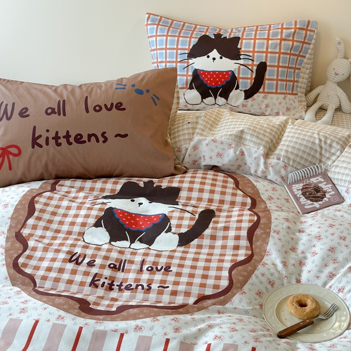 91家纺网 家纺一手货源 找家纺 寐居家纺 2025新款亲肤舒适全棉纯棉数码大阪印花四件套 趣多喵