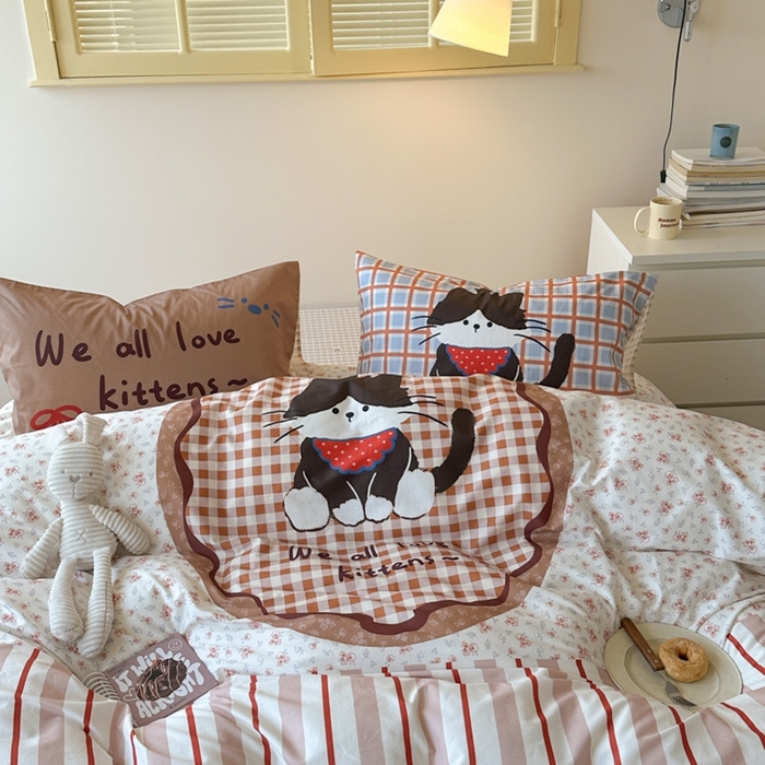 91家纺网 家纺一手货源 找家纺 寐居家纺 2025新款亲肤舒适全棉纯棉数码大阪印花四件套 趣多喵