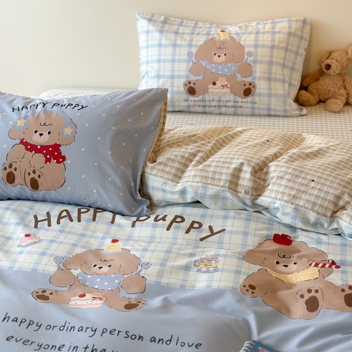 91家纺网 家纺一手货源 找家纺 寐居家纺 2025新款亲肤舒适全棉纯棉数码大阪印花四件套 小狗仔party