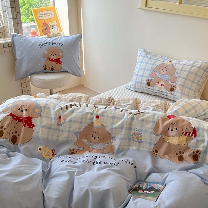 91家纺网 家纺一手货源 找家纺 寐居家纺 2025新款亲肤舒适全棉纯棉数码大阪印花四件套 小狗仔party