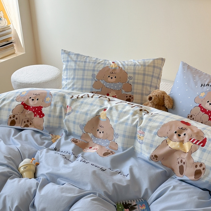 91家纺网 家纺一手货源 找家纺 寐居家纺 2025新款亲肤舒适全棉纯棉数码大阪印花四件套 小狗仔party