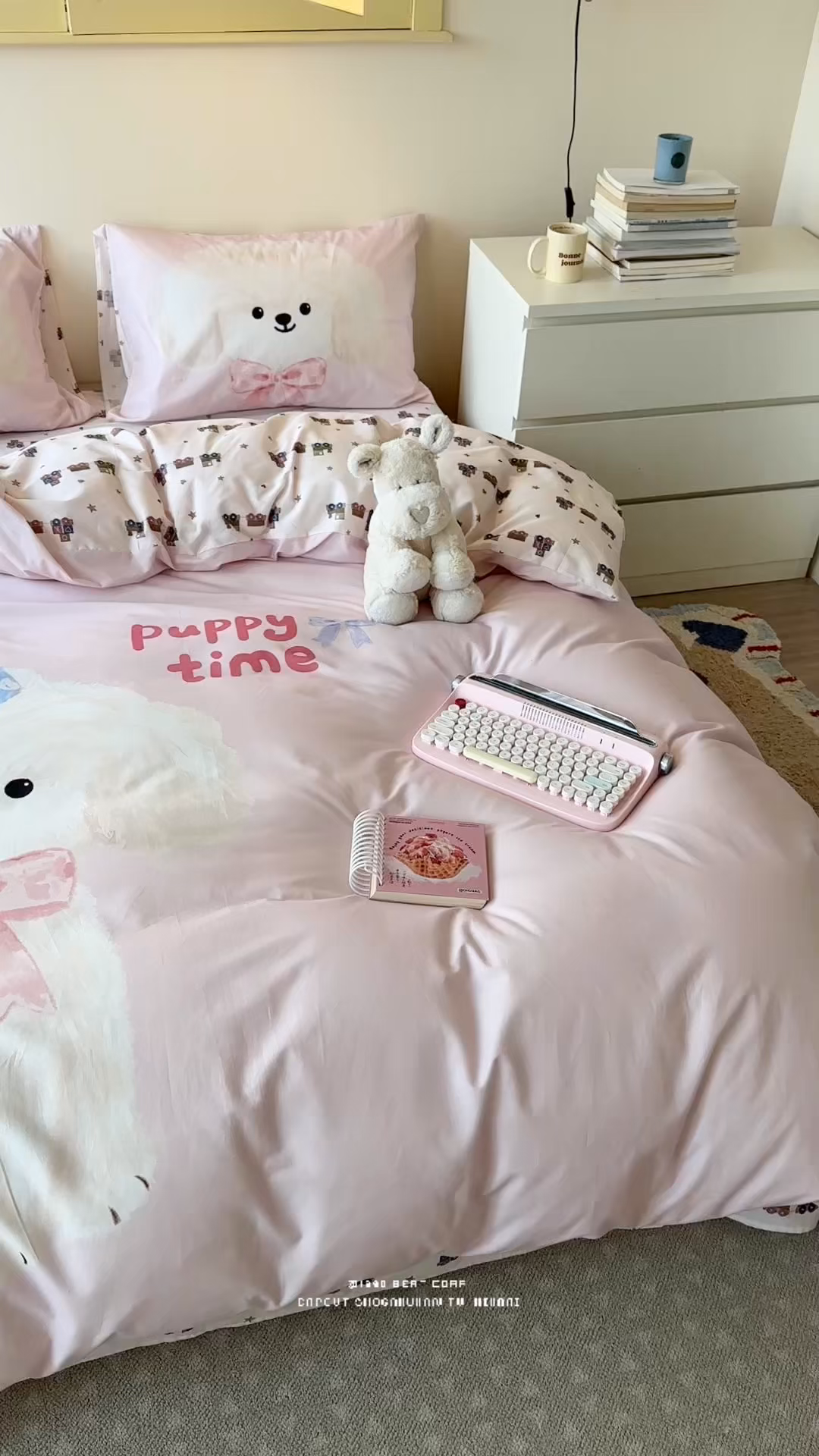 91家纺网 家纺一手货源 找家纺 寐居家纺 2025新款亲肤舒适全棉纯棉数码大阪印花四件套 帕皮小狗