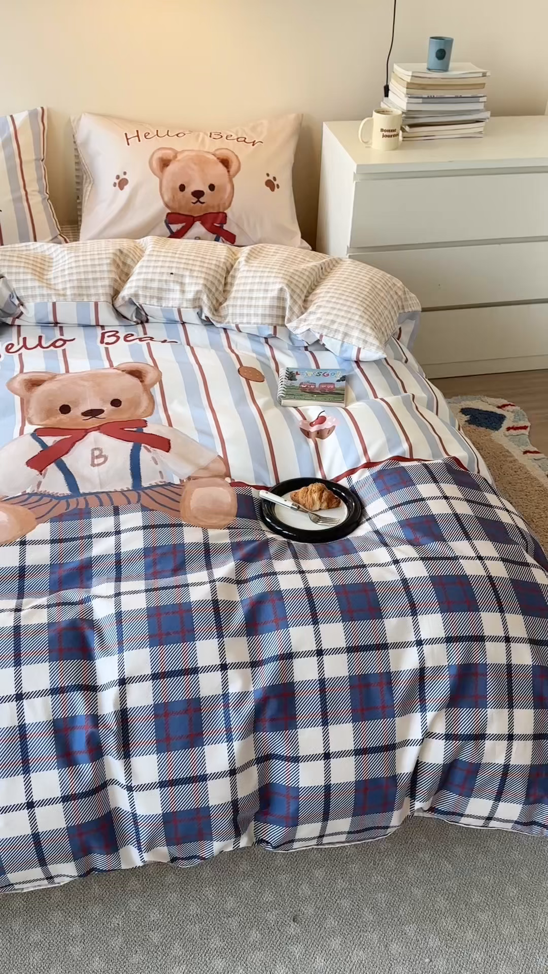 91家纺网 家纺一手货源 找家纺 寐居家纺 2025新款亲肤舒适全棉纯棉数码大阪印花四件套 邦尼熊