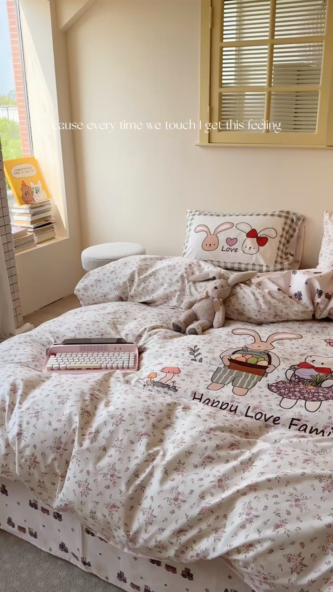 91家纺网 家纺一手货源 找家纺 寐居家纺 2025新款亲肤舒适全棉纯棉数码大阪印花四件套 甜甜兔