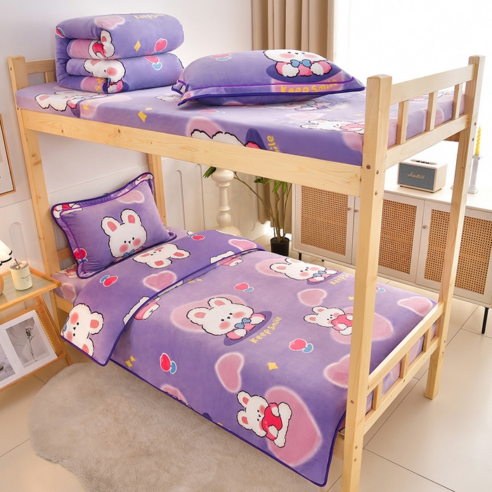 91家纺网 家纺一手货源 找家纺 馨梦缘2025新款爆款高克重印花牛奶绒法莱绒学生三件套 爱心小兔