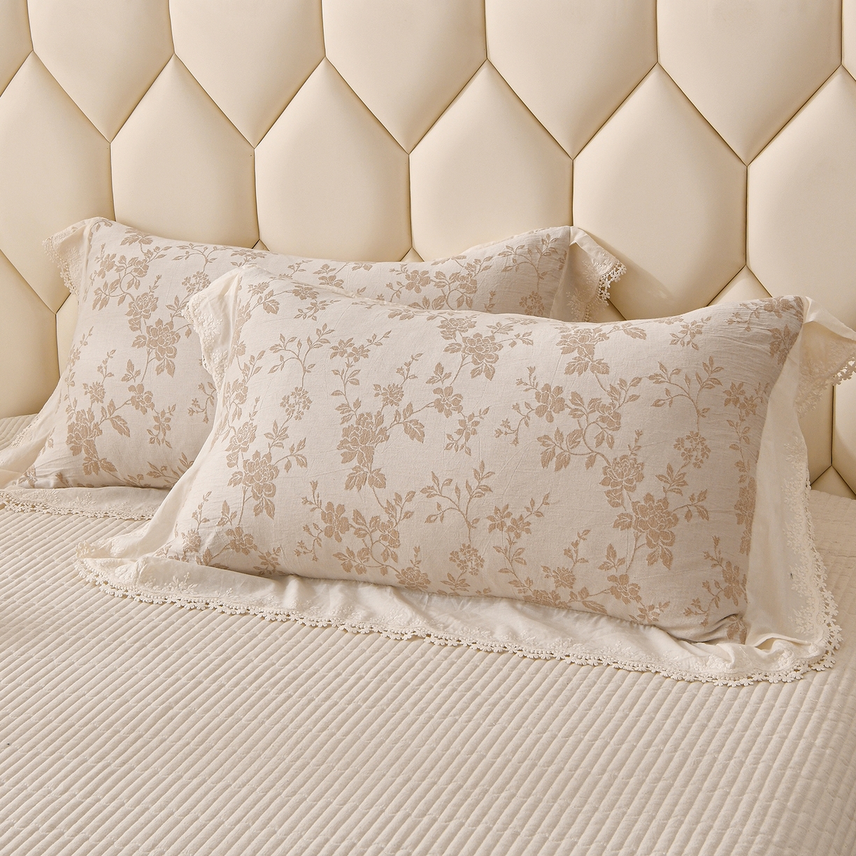 91家纺网 家纺一手货源 找家纺 （总）金艾草 2026新款全棉纯棉A类棉麻提花床盖四件套法式大花边四件套