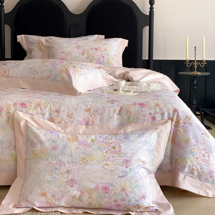 91家纺网 家纺一手货源 找家纺 云栖家居 2025全棉纯棉长绒棉纯棉A类50支数码印花系列四件套-春园 花园城堡-粉