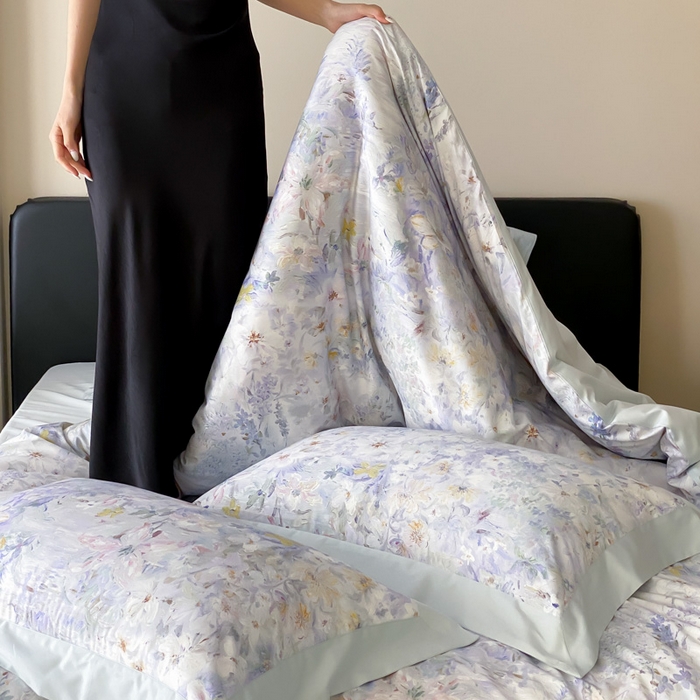 91家纺网 家纺一手货源 找家纺 云栖家居 2025全棉纯棉长绒棉纯棉A类50支数码印花系列四件套-春园 花知晓-蓝