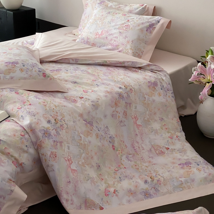 91家纺网 家纺一手货源 找家纺 云栖家居 2025全棉纯棉长绒棉纯棉A类50支数码印花系列四件套-春园 奇妙城堡-粉