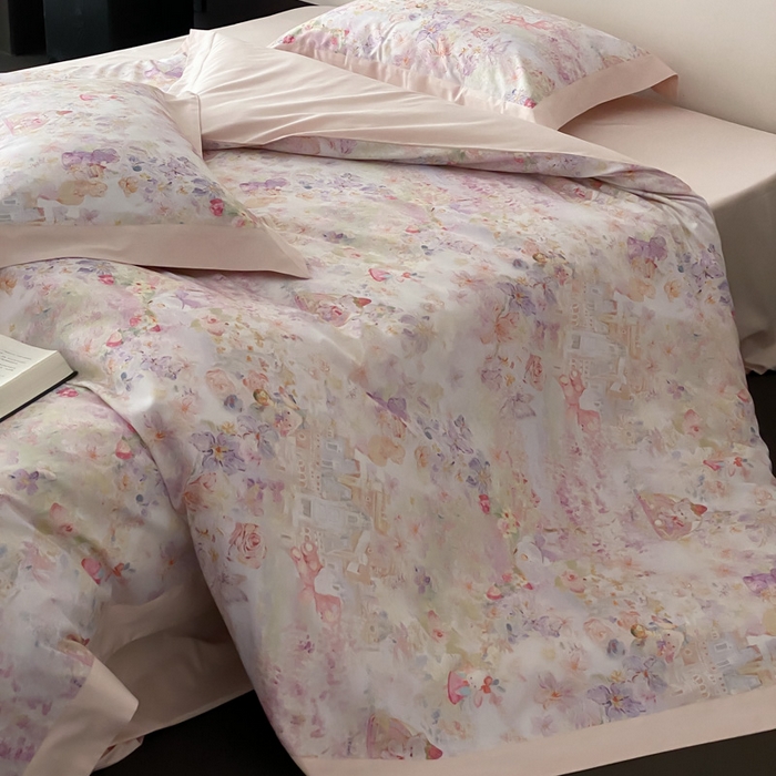 91家纺网 家纺一手货源 找家纺 云栖家居 2025全棉纯棉长绒棉纯棉A类50支数码印花系列四件套-春园 奇妙城堡-粉